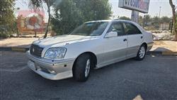 تۆیۆتا کراون